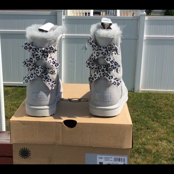 UGG BAILEY BOW II EXOTIC - Picture 2 of 6